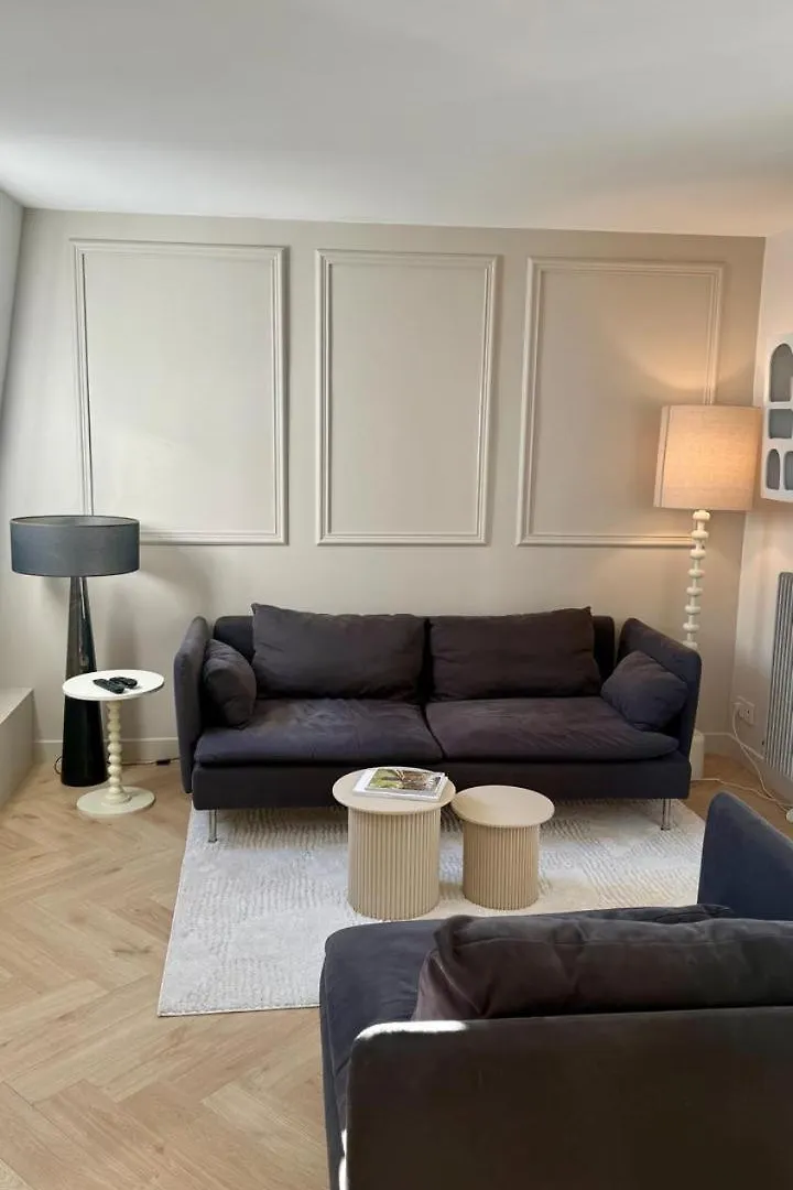 Luxury Appartement - Champs Elysees Paris